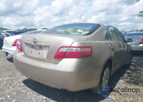 2009 Toyota Camry Le z USA, uszkodzony, nr VIN 4T1BE46K99U862998